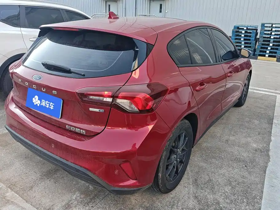 Ford Focus — миниатюра 3