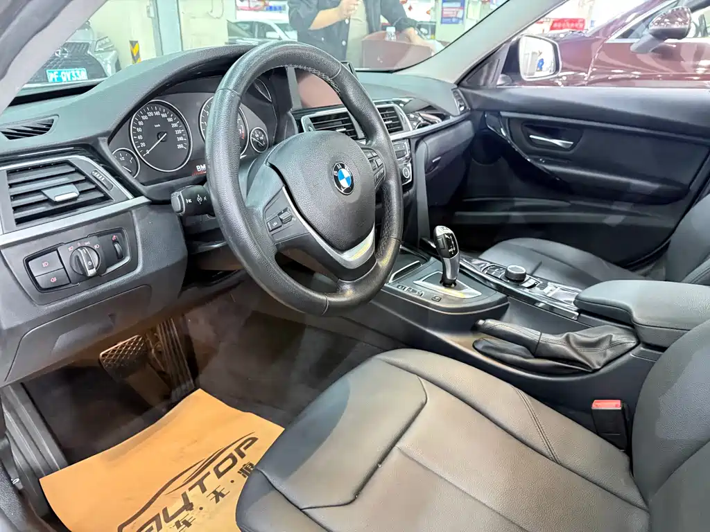 BMW 3 Series — миниатюра 7