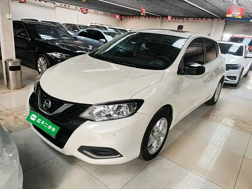Nissan Tiida — миниатюра 2