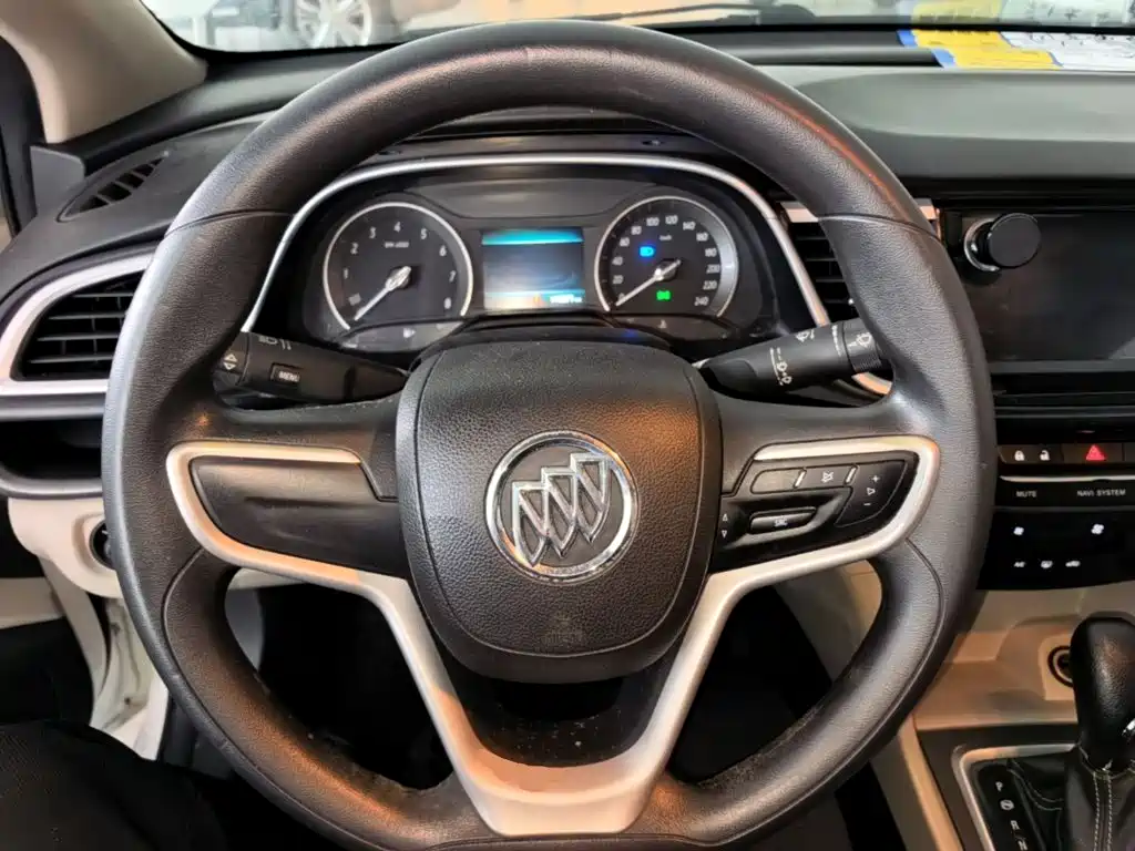 Buick Excelle — миниатюра 11