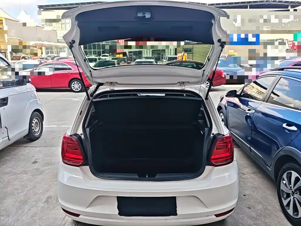 Volkswagen Polo — миниатюра 19