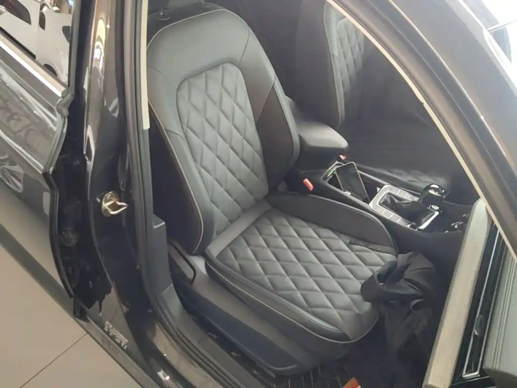 Volkswagen Sagitar — миниатюра 25