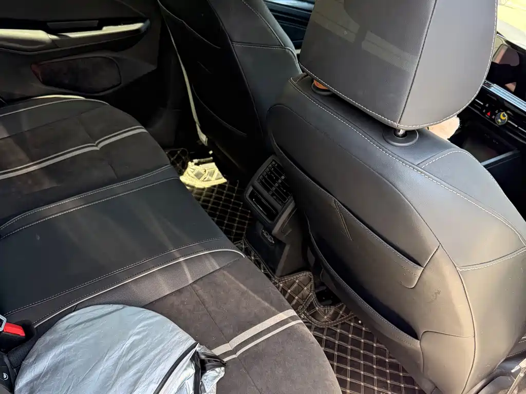 Volkswagen Golf — миниатюра 10
