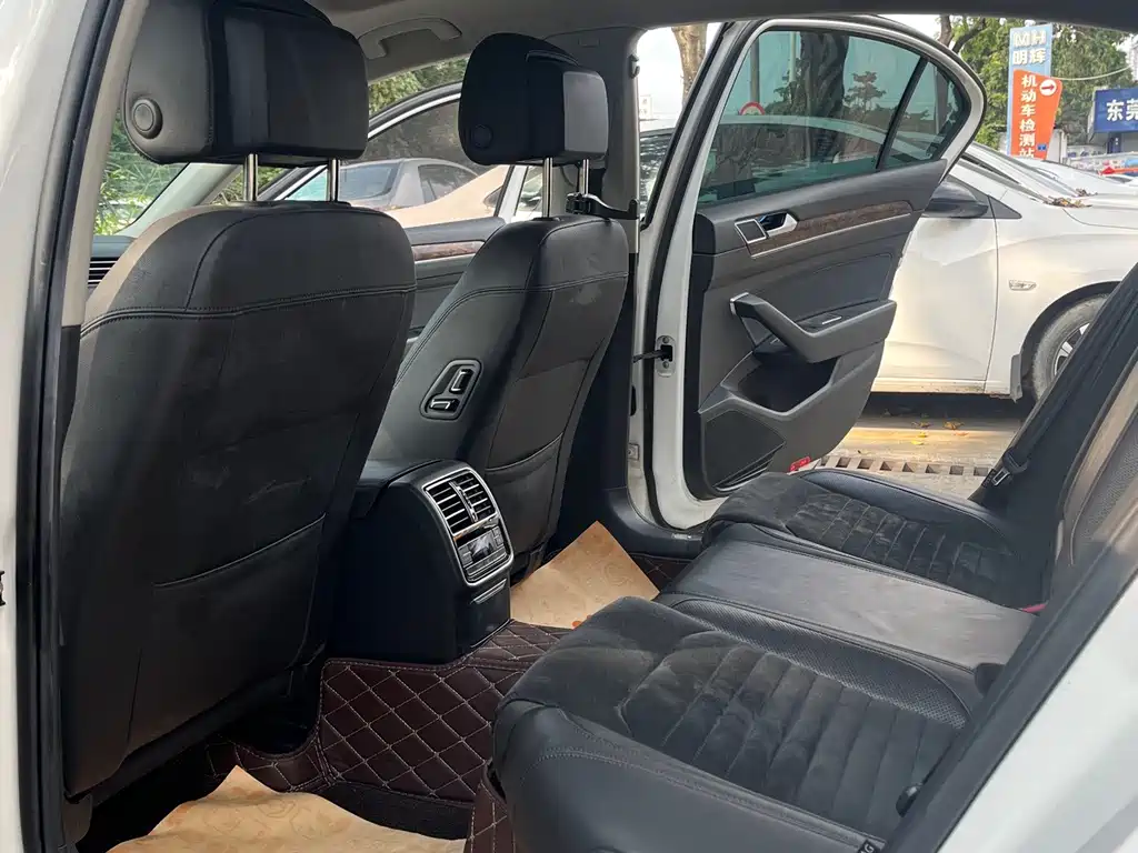 Volkswagen Magotan — миниатюра 6