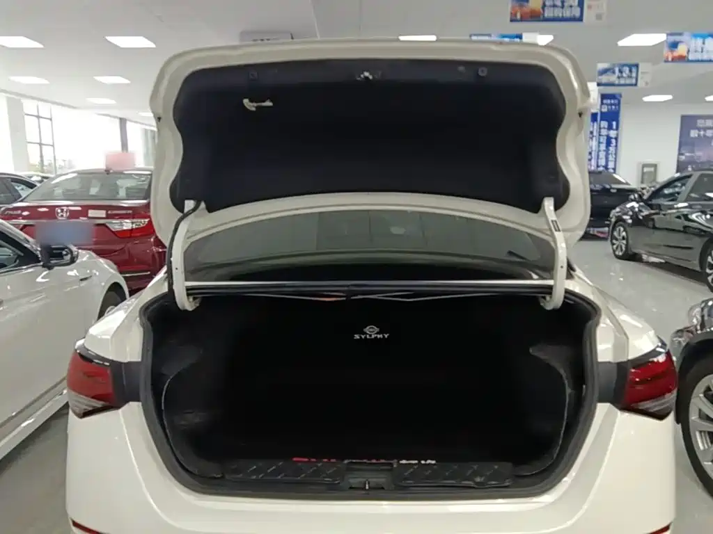 Nissan Sylphy — миниатюра 19