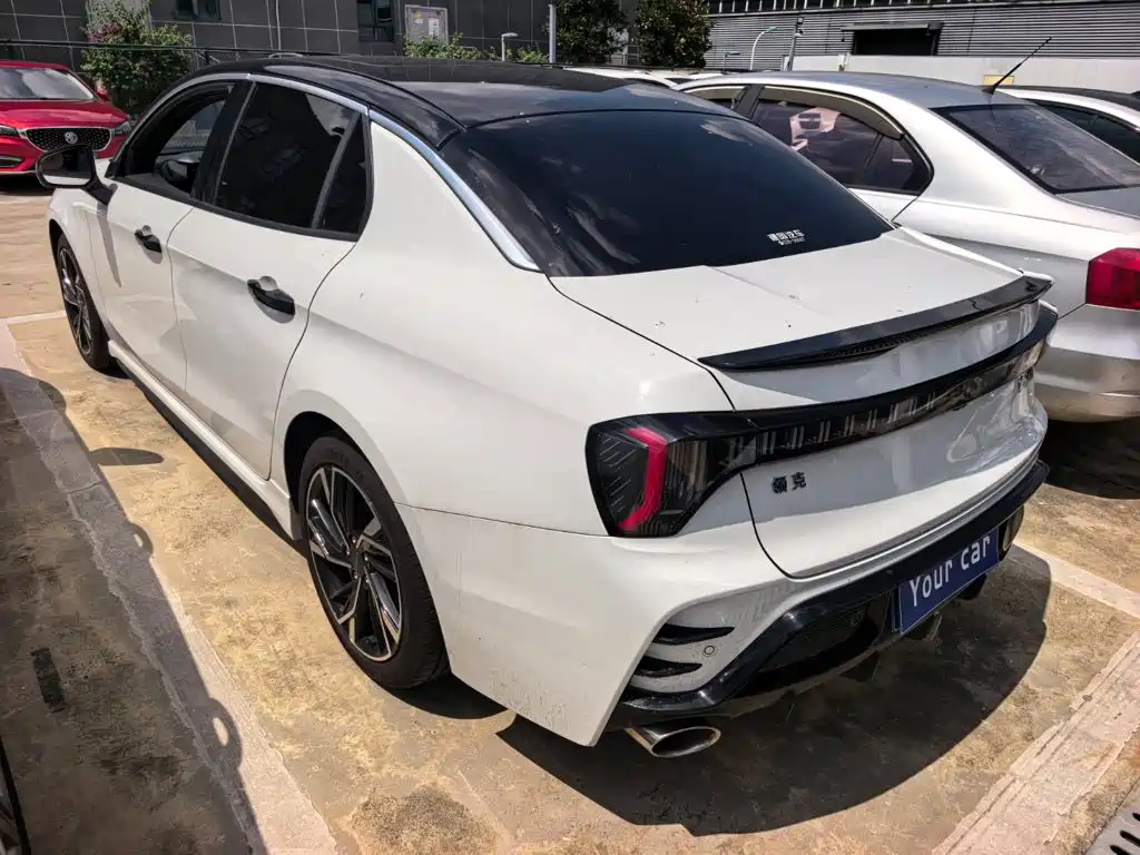 Lynk & Co 03 — миниатюра 4