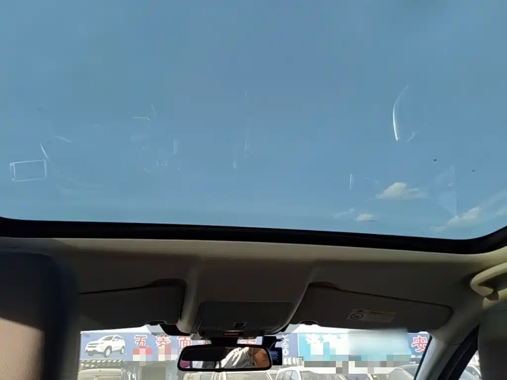 Land Rover Discovery Sport — миниатюра 18