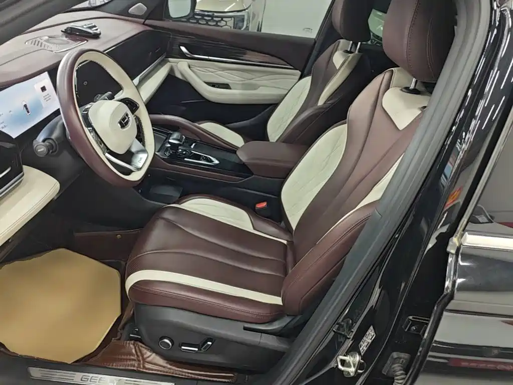 Geely Xingyue L — миниатюра 15