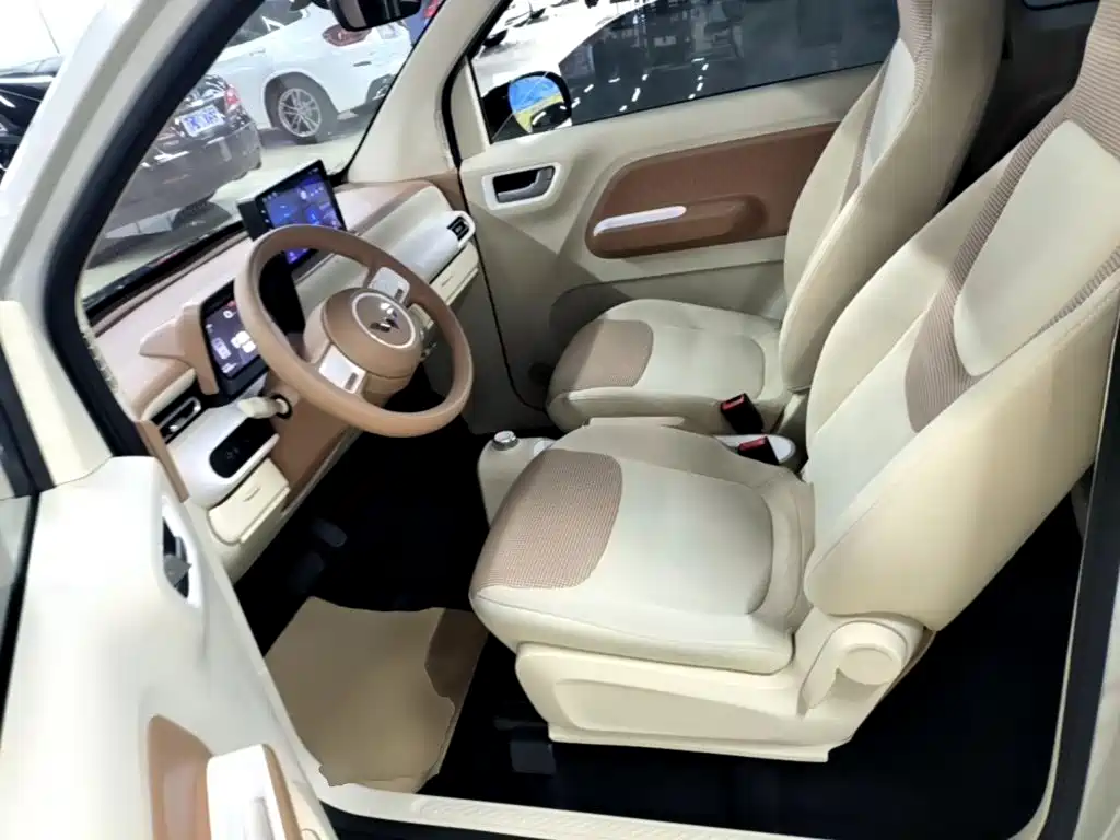 Wuling MINIEV — миниатюра 15