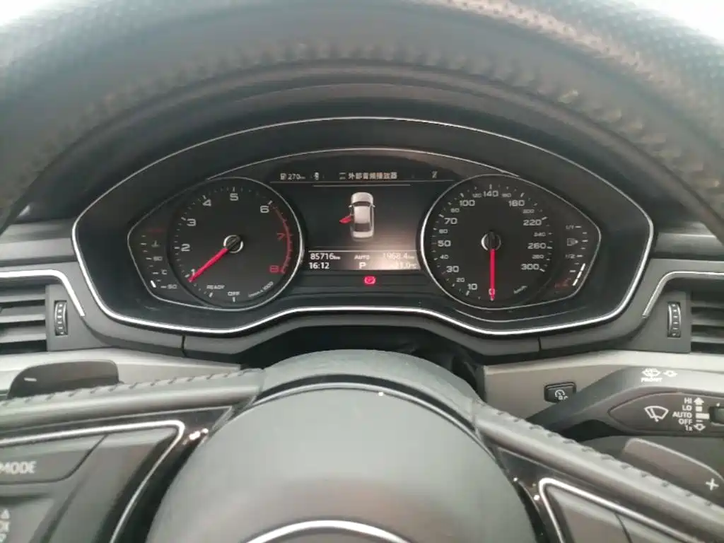 Audi A4L — миниатюра 12