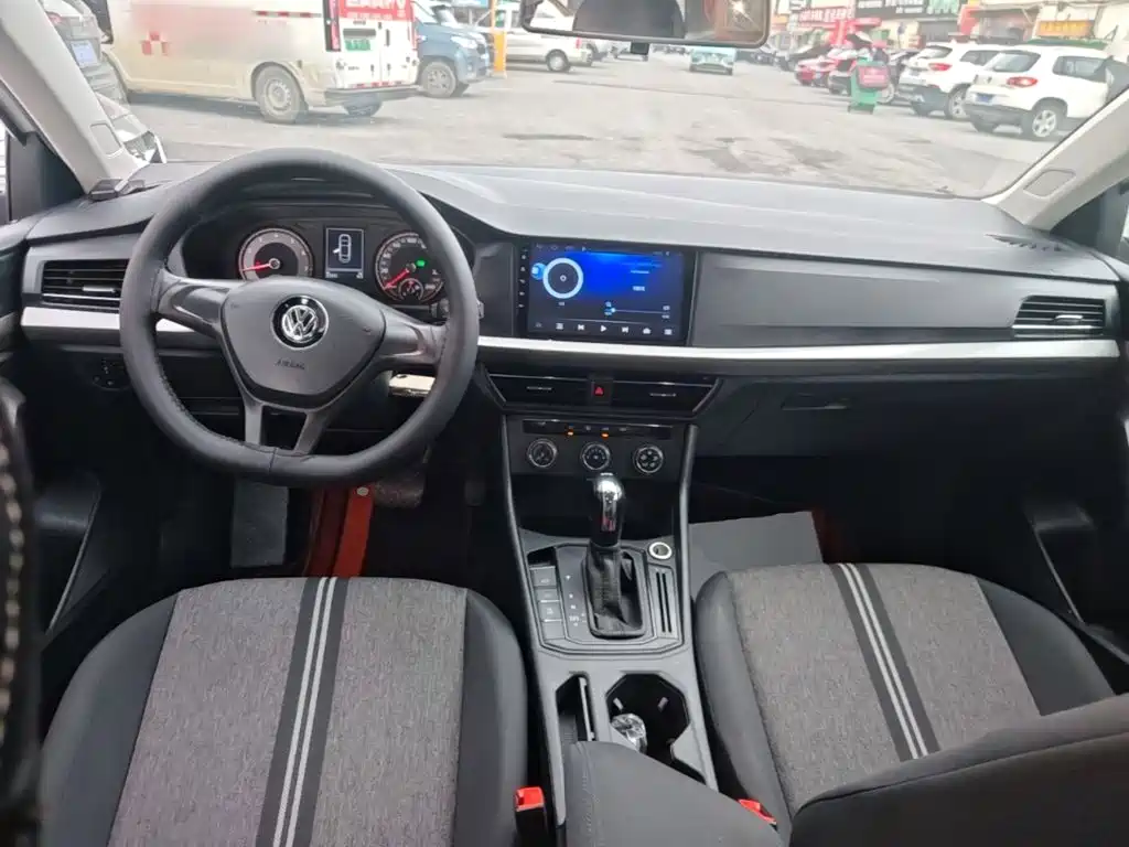 Volkswagen Lavida — миниатюра 10