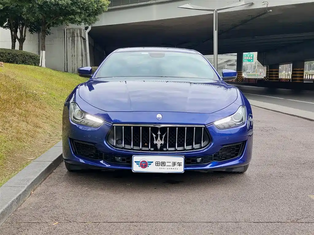 MASERATI GHIBLI