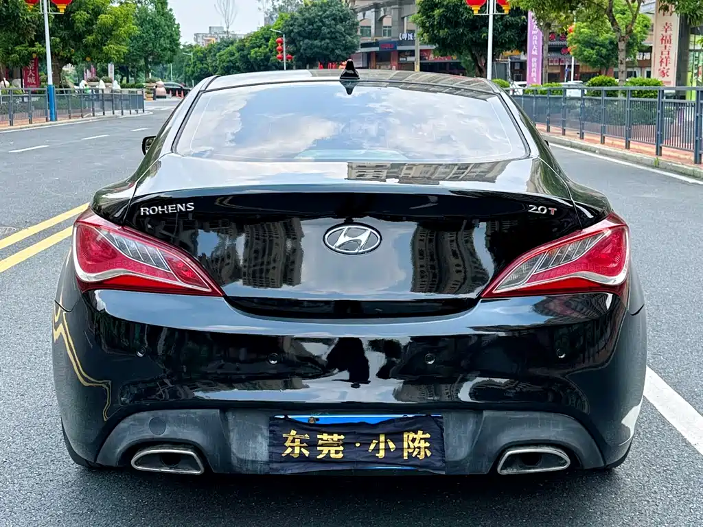 Hyundai Genesis Coupe — миниатюра 9