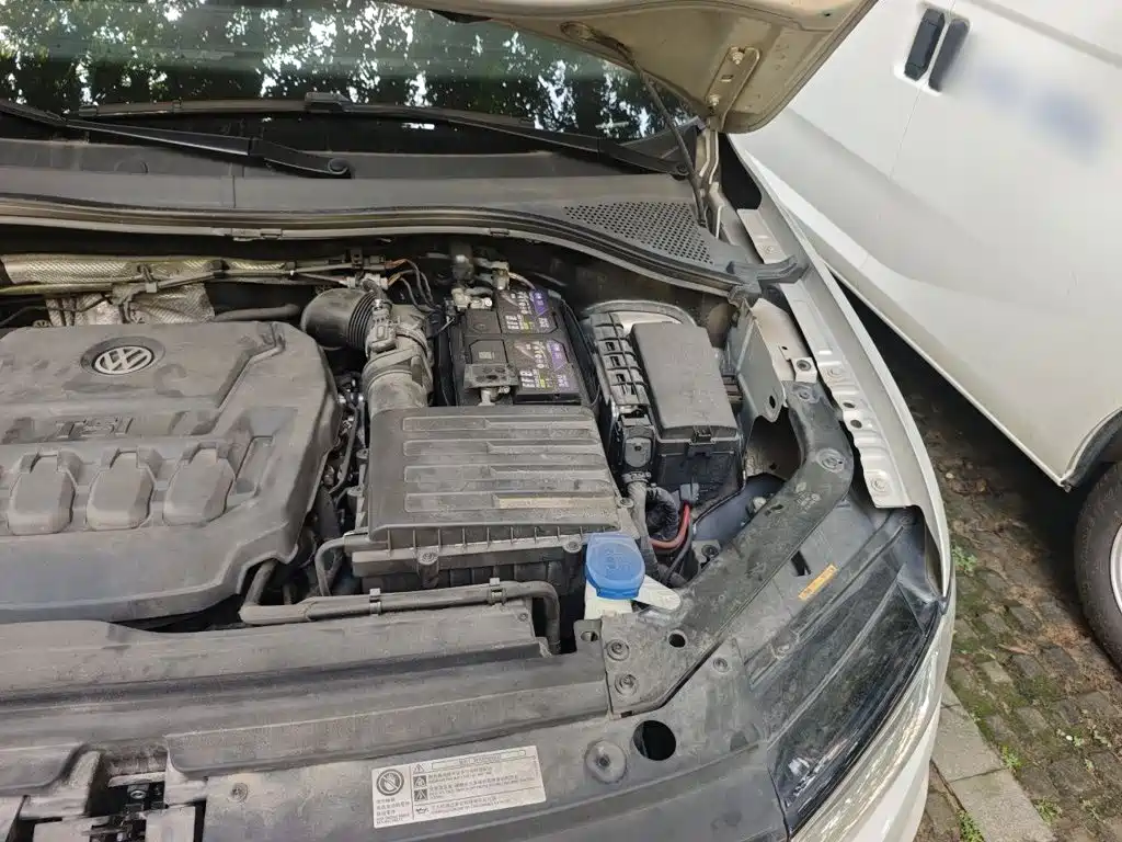 Volkswagen Tiguan L — миниатюра 20