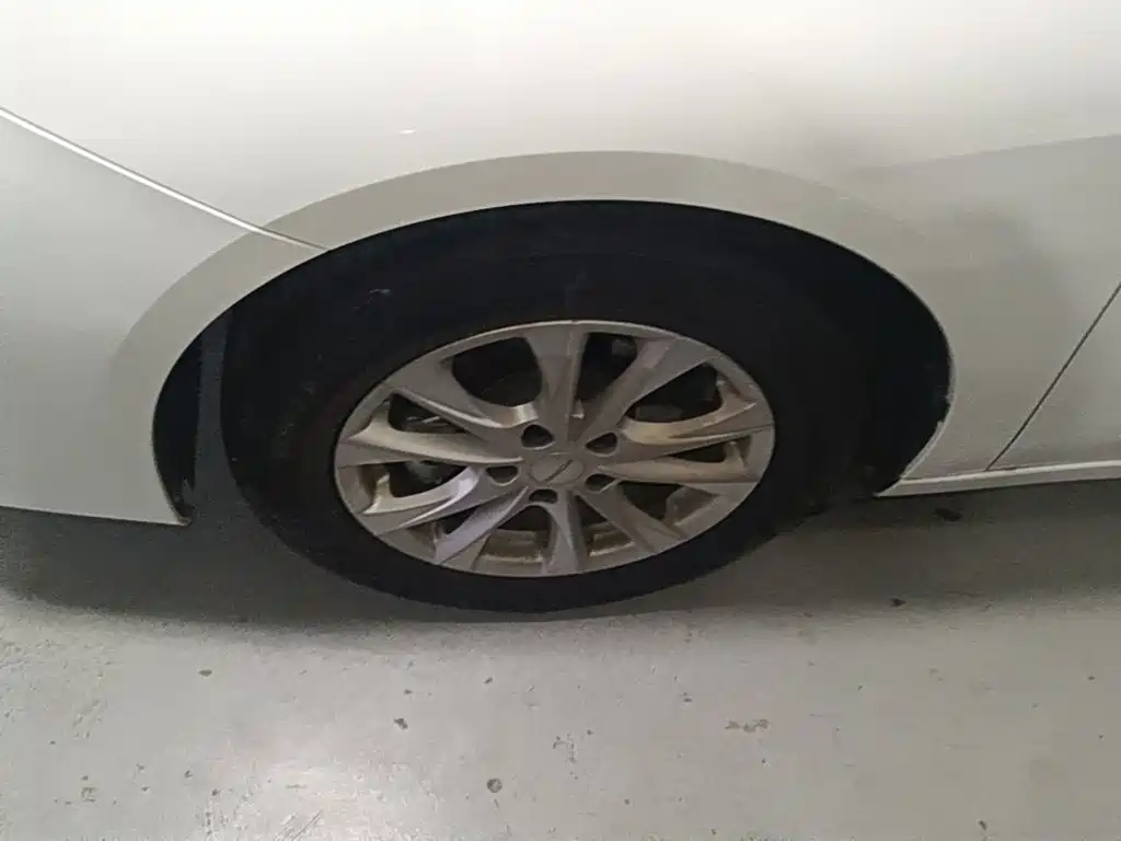 Roewe i5 — миниатюра 23