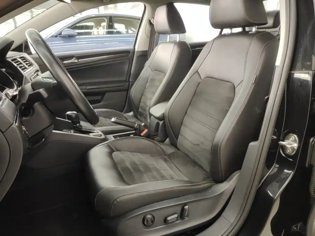 Volkswagen Sagitar — миниатюра 15