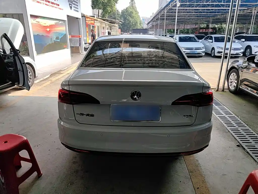 Volkswagen Bora — миниатюра 6