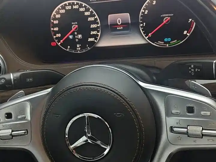 Mercedes-Benz S-Class — миниатюра 5