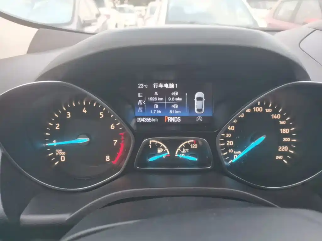 Ford Kuga — миниатюра 12