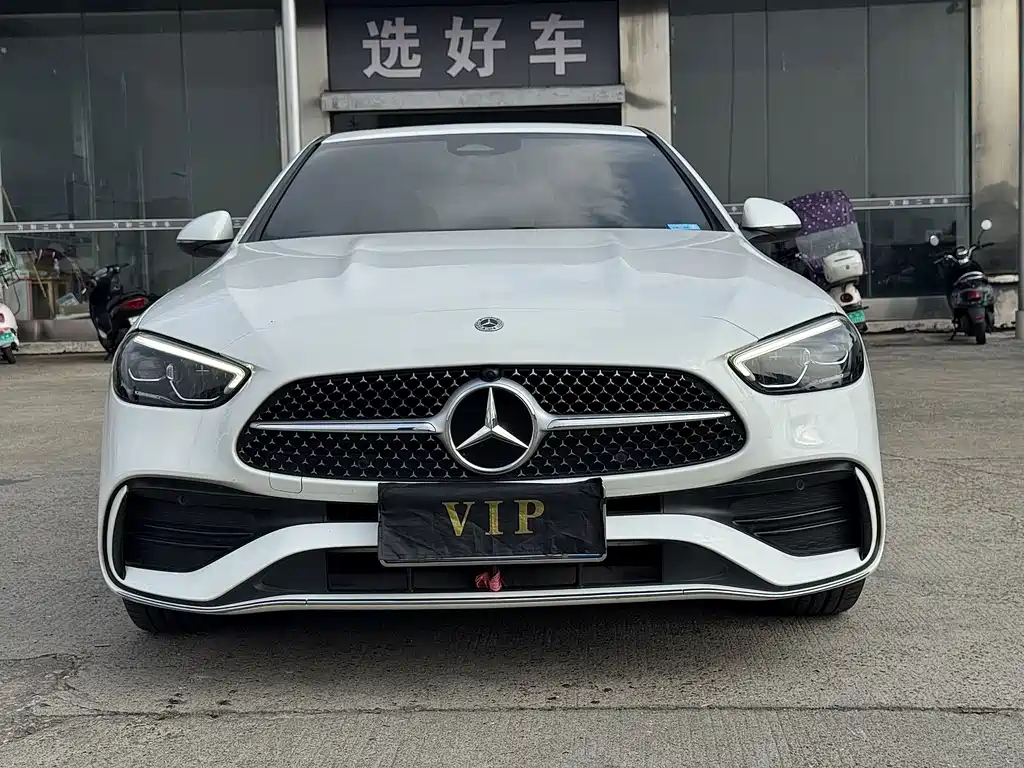 Mercedes-Benz C-Class — миниатюра 2
