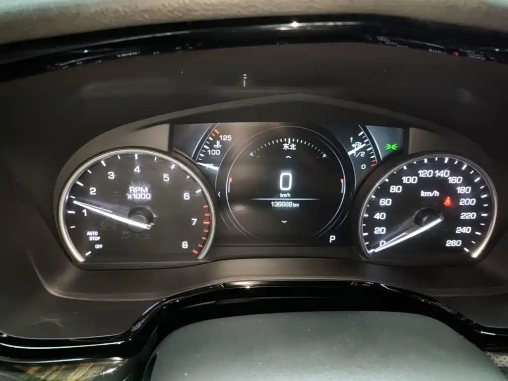 Cadillac XT5 — миниатюра 12
