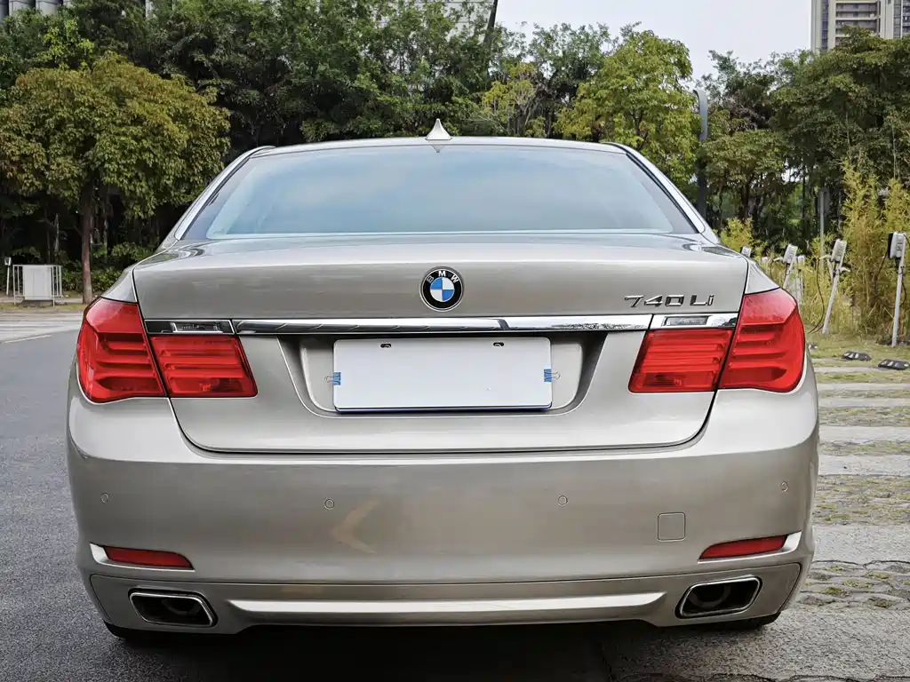 BMW 7 Series 7 2009 740Li Lead