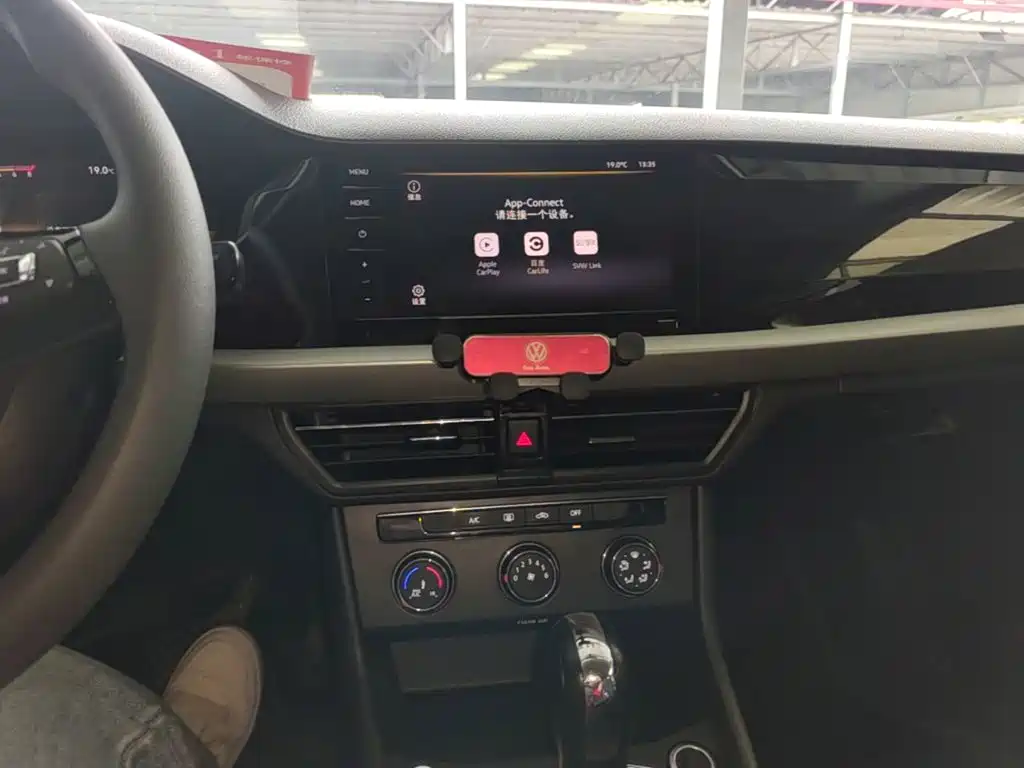 Volkswagen Lavida — миниатюра 13