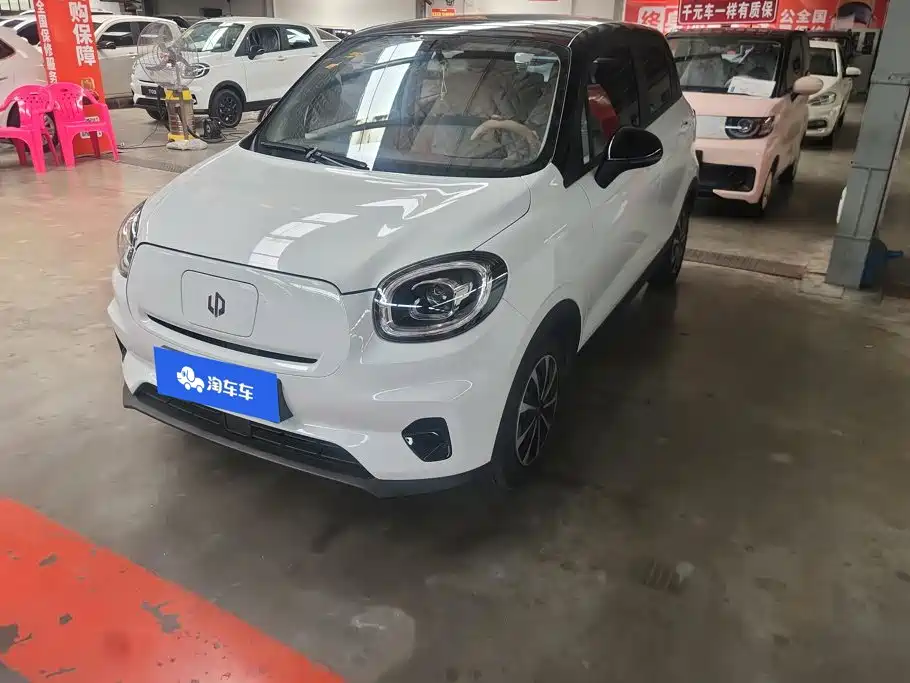 2024 Leapmotor T03 - zdjęcie 1 z 16
