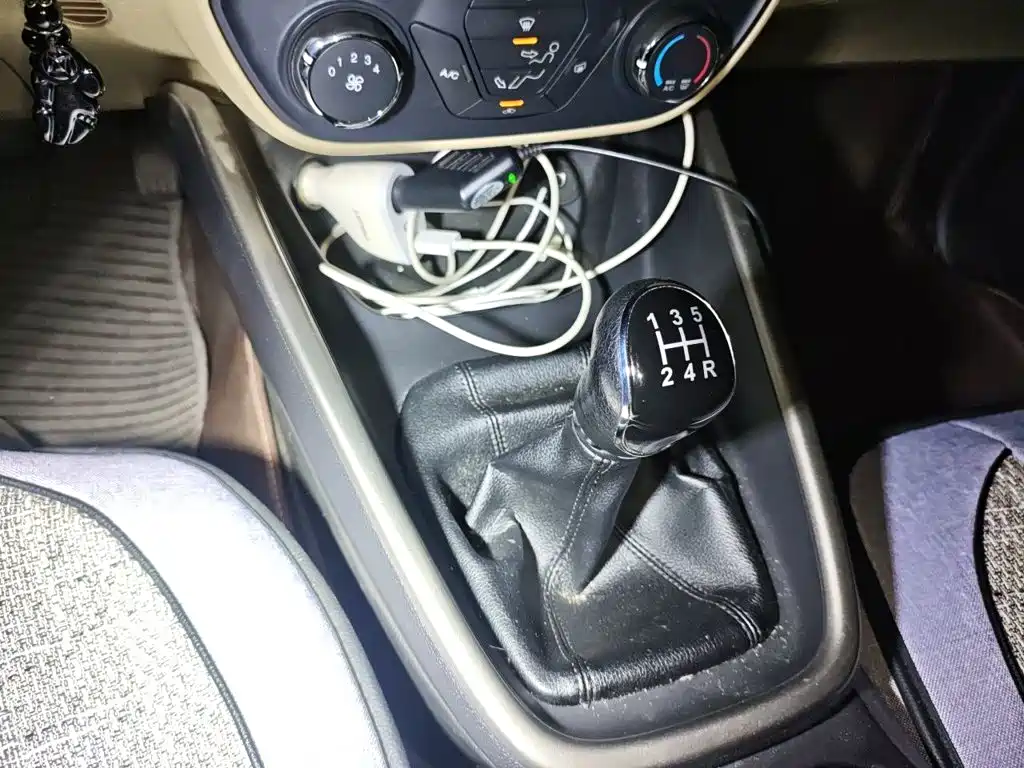 Ford Escort — миниатюра 10