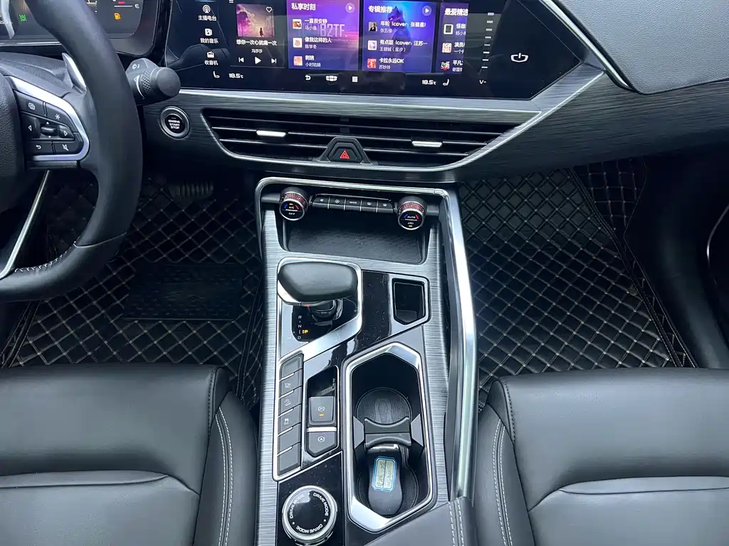 Geely Xingyue S — миниатюра 11
