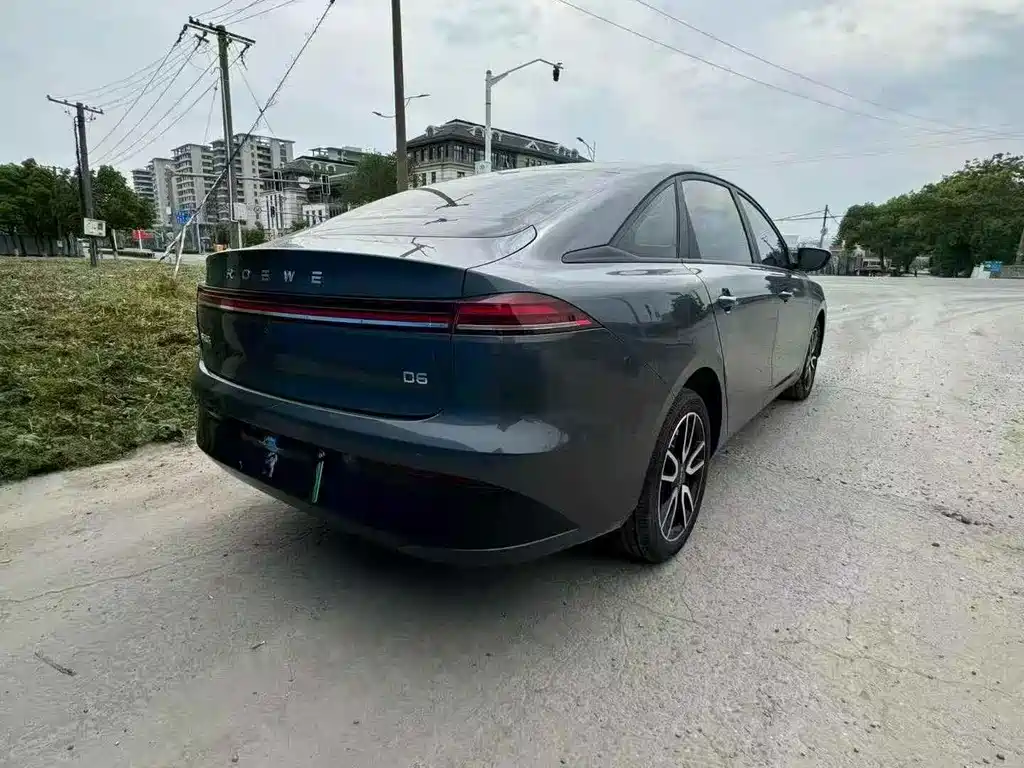 Roewe D6 — миниатюра 7