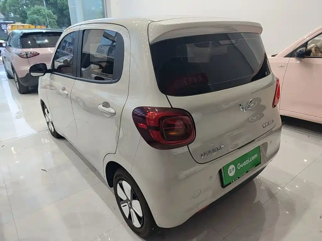 Wuling MINIEV — миниатюра 5