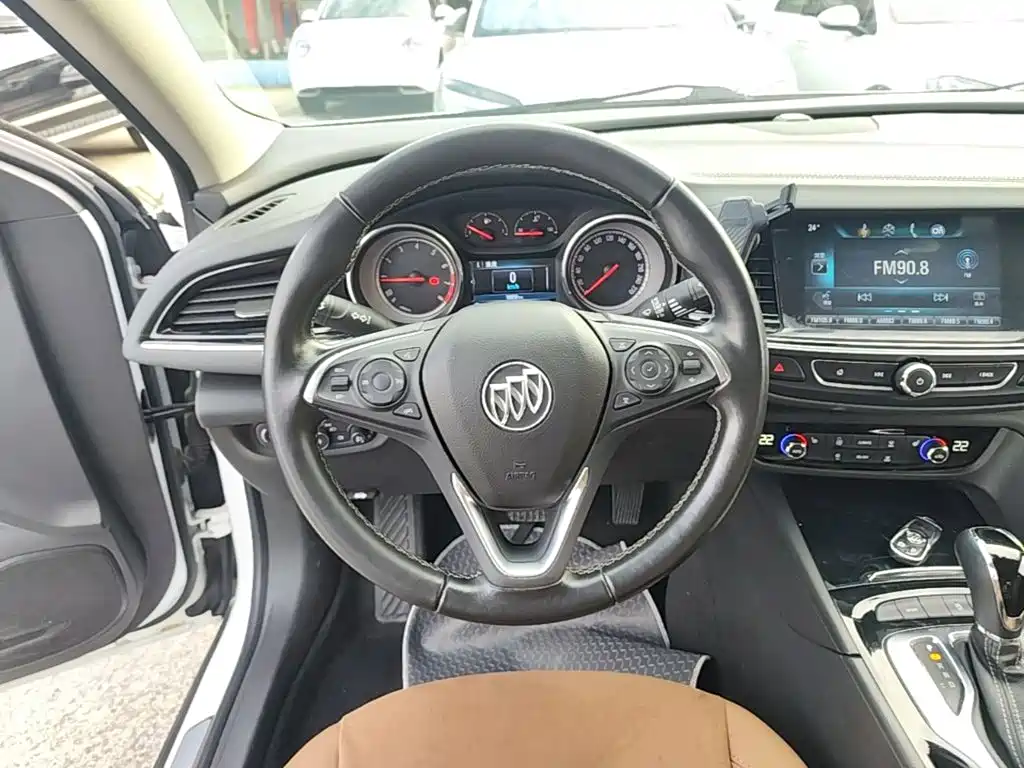 Buick Regal — миниатюра 11