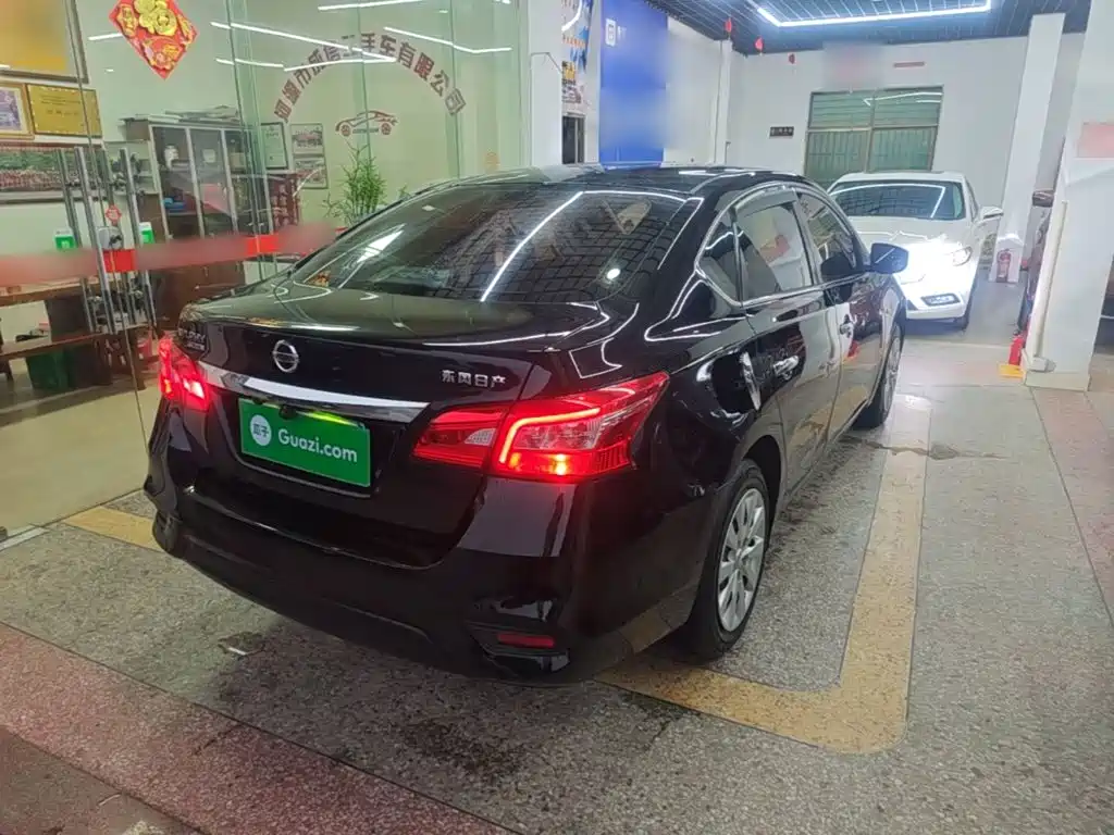 Nissan Sylphy — миниатюра 7