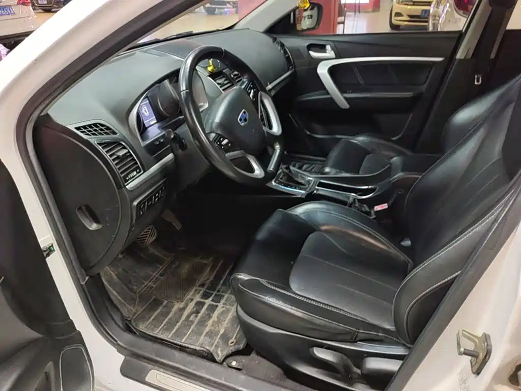 Geely Emgrand — миниатюра 15