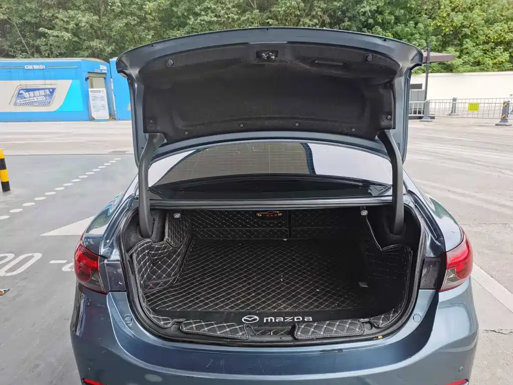 Mazda Atenza — миниатюра 12