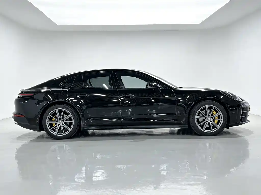 Porsche Panamera — миниатюра 4