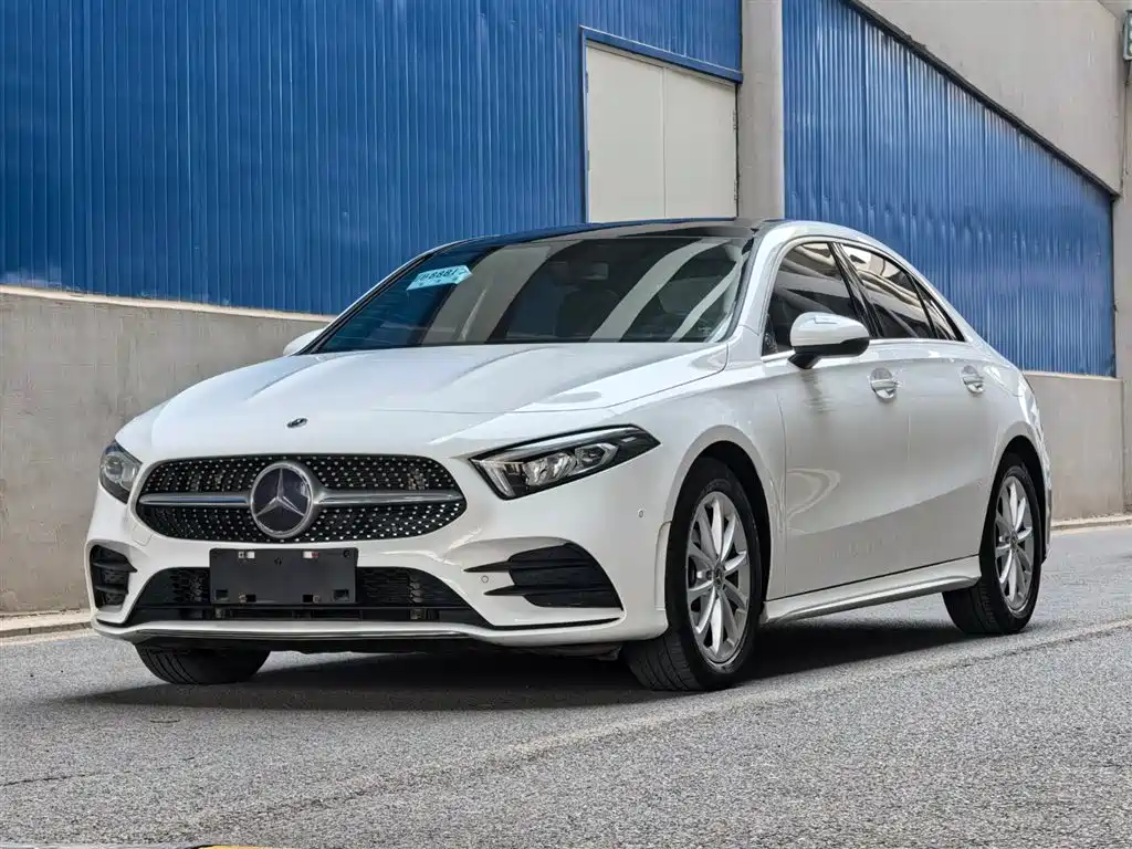 MERCEDES-BENZ A CLASS