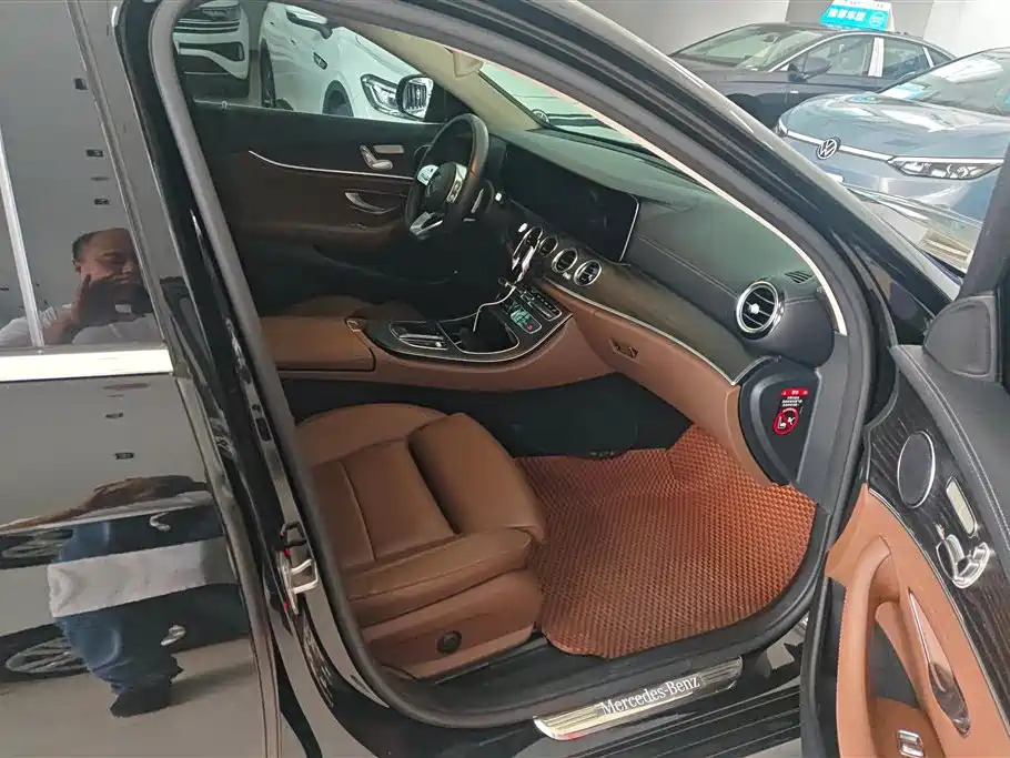 Mercedes-Benz E-Class E 2020 E 260 L Sport