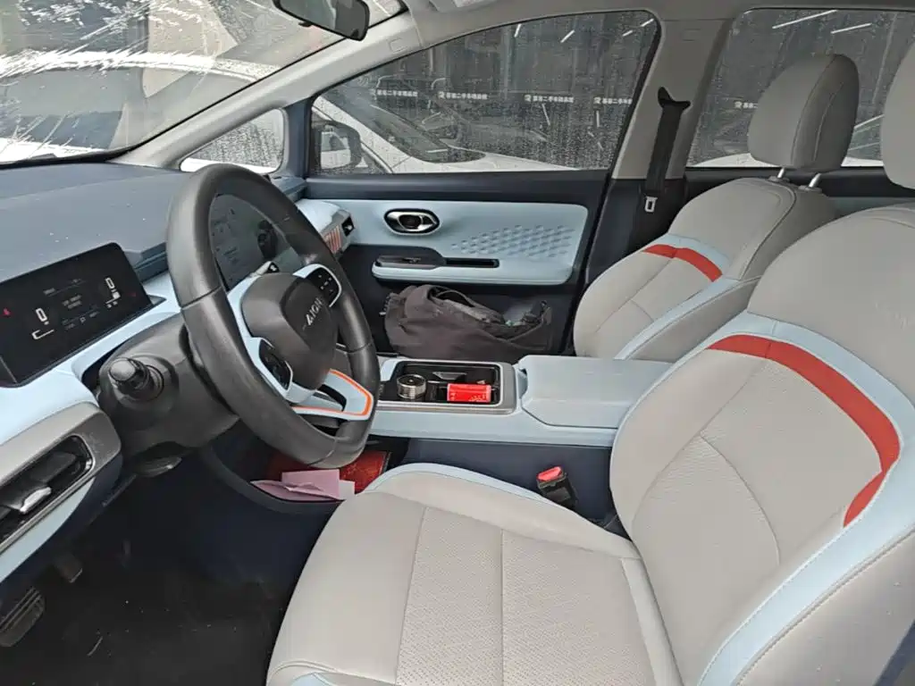 Aion AION Y — миниатюра 15