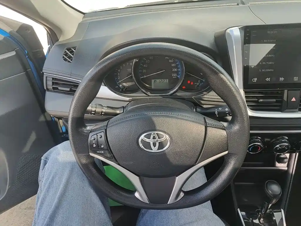 Toyota Vios FS — миниатюра 11