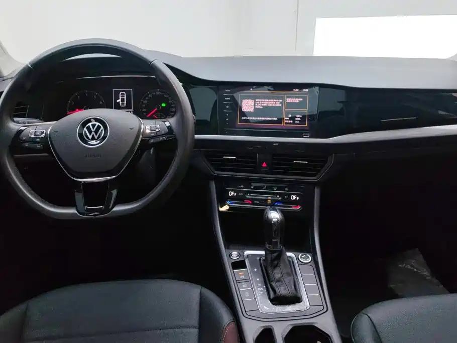Volkswagen Bora — миниатюра 12