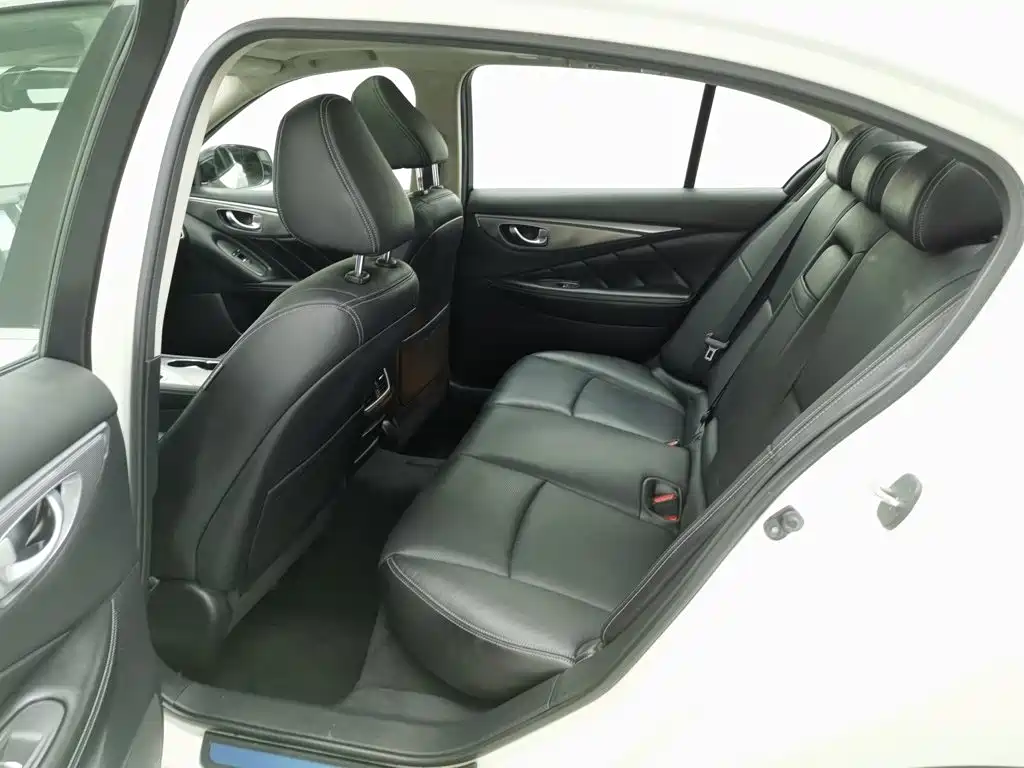 Infiniti Q50L — миниатюра 15
