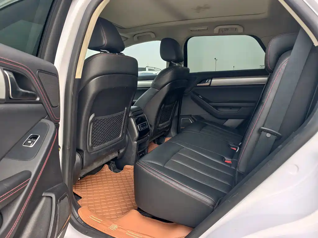 BYD Tang New Energy — миниатюра 10