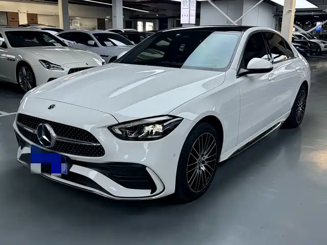 Mercedes-Benz C-Class 2024 C 260 L — фото 1