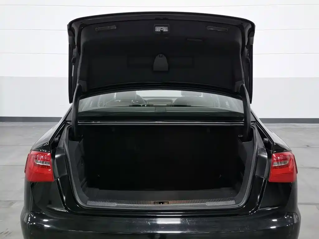 Audi A6L — миниатюра 16