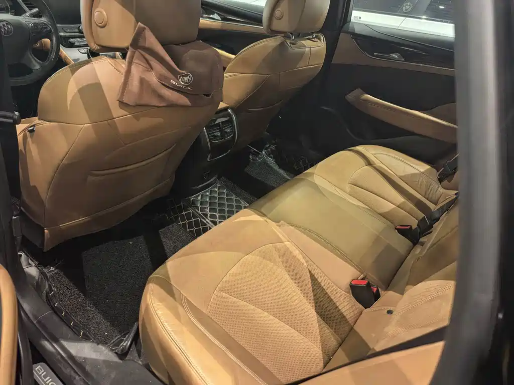 Buick LaCrosse — миниатюра 5