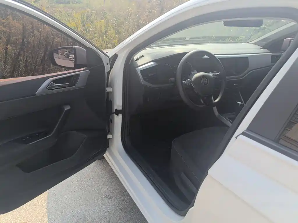 Volkswagen Polo — миниатюра 16