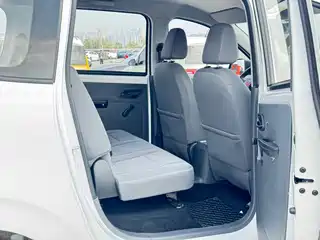 Wuling Hongguang New Energy Pure Electric Version 300KM Practical