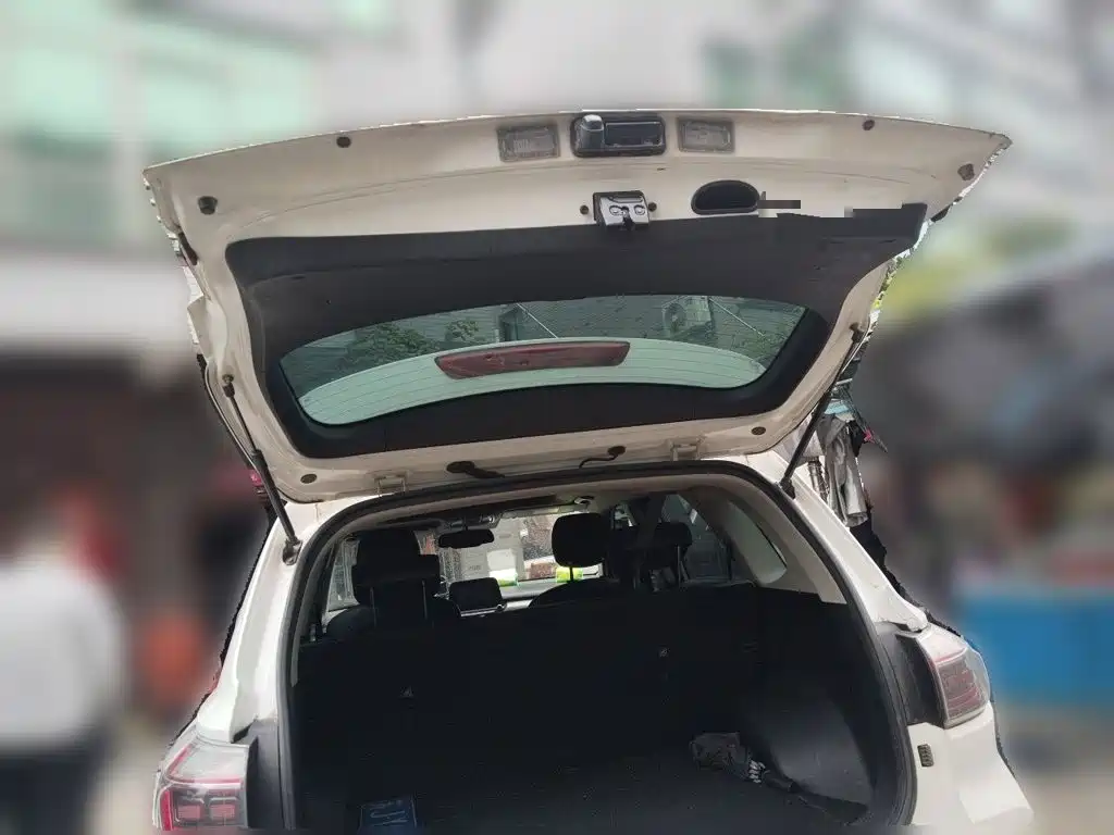 Kia Sportage — миниатюра 10